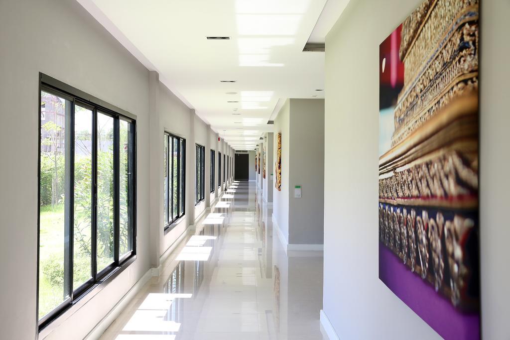 S Ratchada Leisure Hotel - SHA PLUS Bangkok Exterior foto Interior of the school