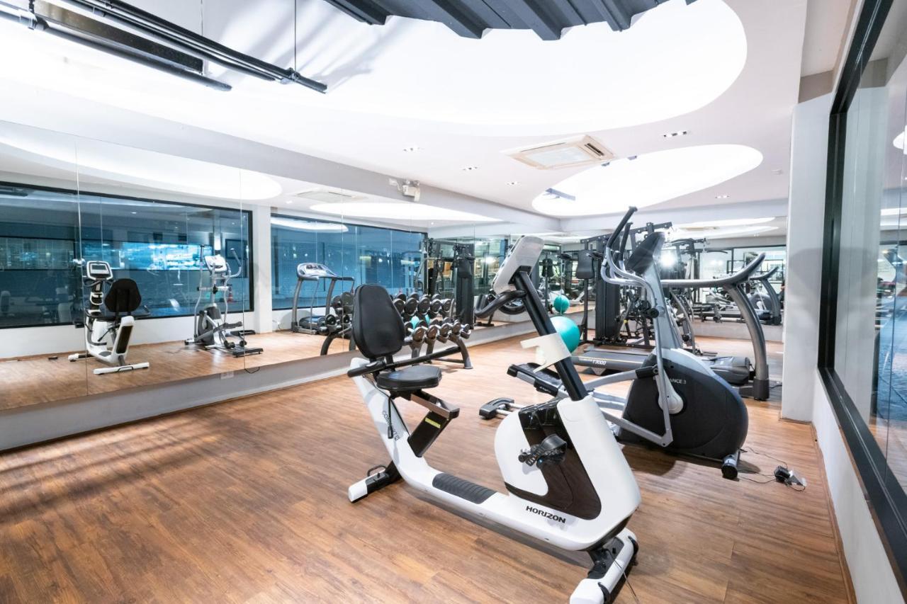 S Ratchada Leisure Hotel - SHA PLUS Bangkok Exterior foto The gym at the hotel